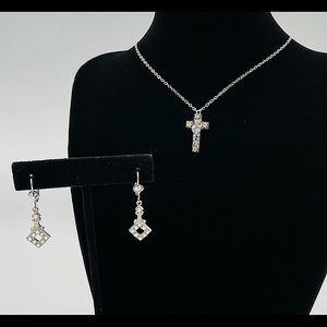 Belladonna jewelry set. Made in Canada.